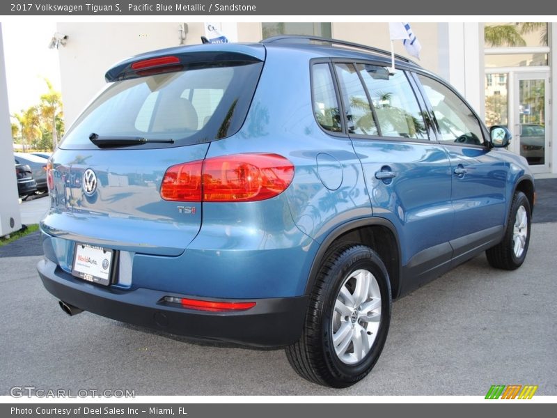 Pacific Blue Metallic / Sandstone 2017 Volkswagen Tiguan S