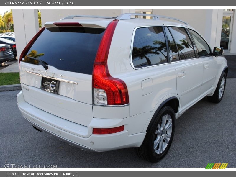 Ice White / Beige 2014 Volvo XC90 3.2