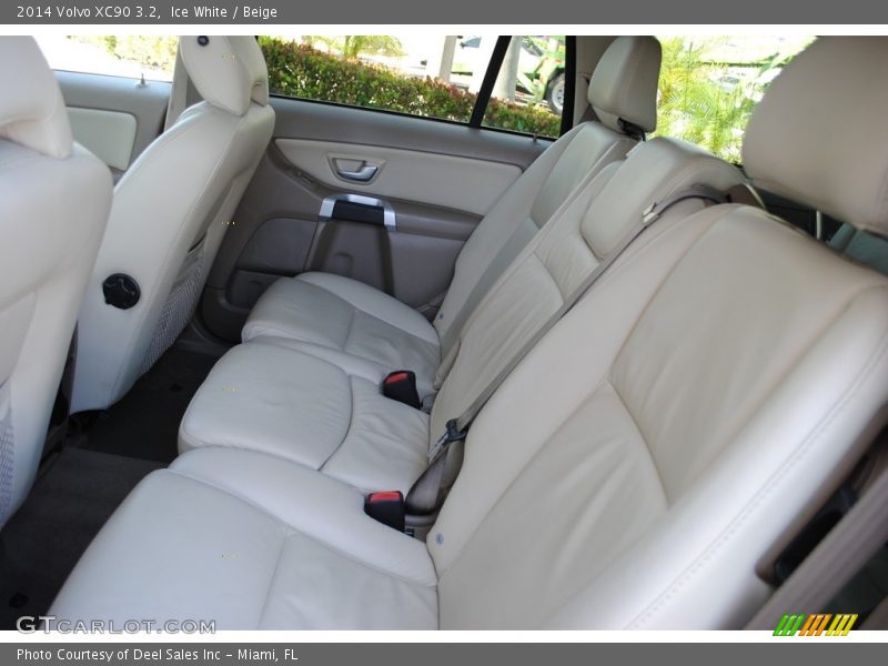 Ice White / Beige 2014 Volvo XC90 3.2