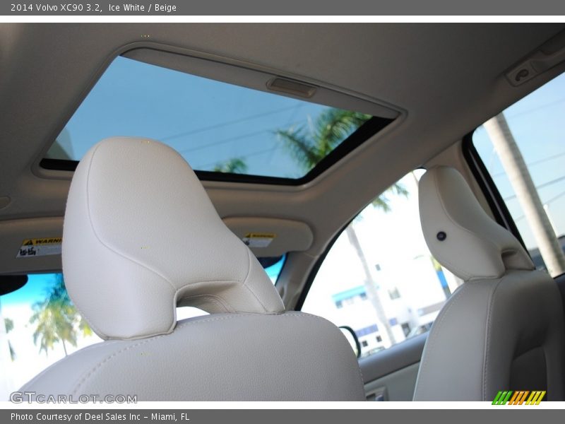 Ice White / Beige 2014 Volvo XC90 3.2