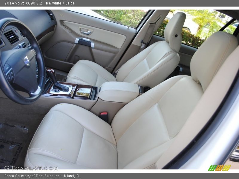 Ice White / Beige 2014 Volvo XC90 3.2