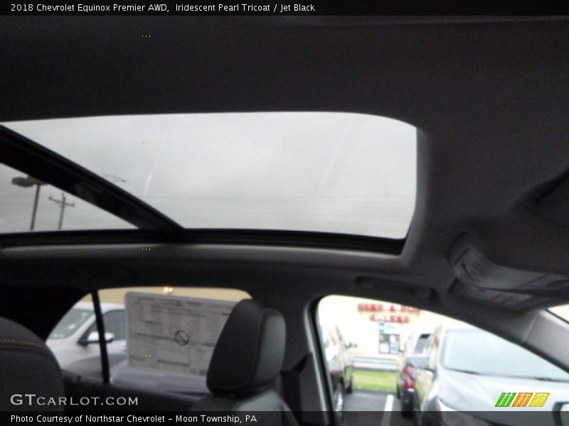 Iridescent Pearl Tricoat / Jet Black 2018 Chevrolet Equinox Premier AWD