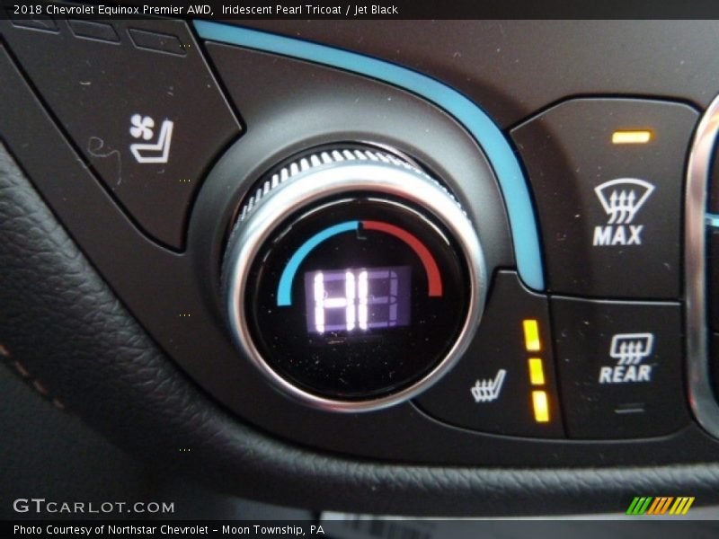 Iridescent Pearl Tricoat / Jet Black 2018 Chevrolet Equinox Premier AWD