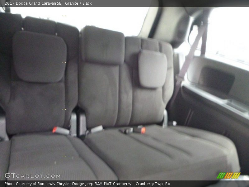 Granite / Black 2017 Dodge Grand Caravan SE