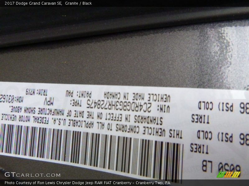 Granite / Black 2017 Dodge Grand Caravan SE