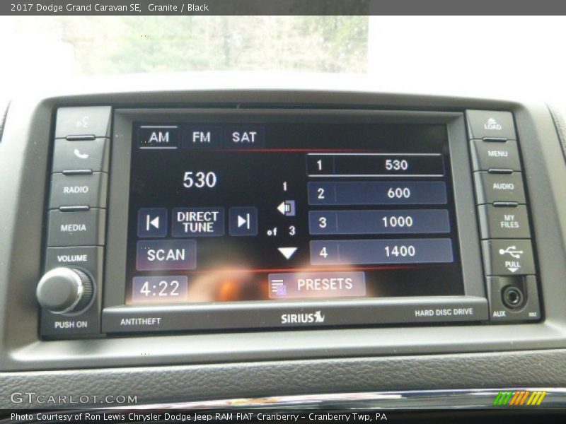 Granite / Black 2017 Dodge Grand Caravan SE