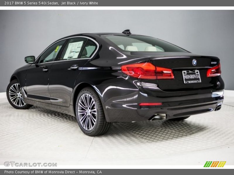 Jet Black / Ivory White 2017 BMW 5 Series 540i Sedan