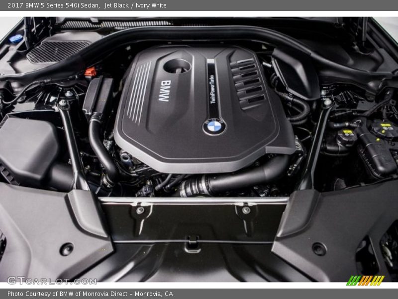 Jet Black / Ivory White 2017 BMW 5 Series 540i Sedan