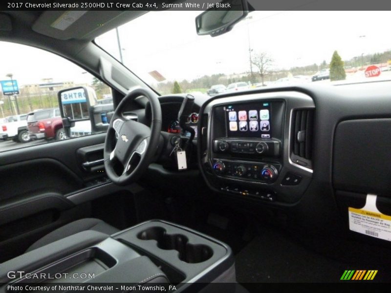 Summit White / Jet Black 2017 Chevrolet Silverado 2500HD LT Crew Cab 4x4