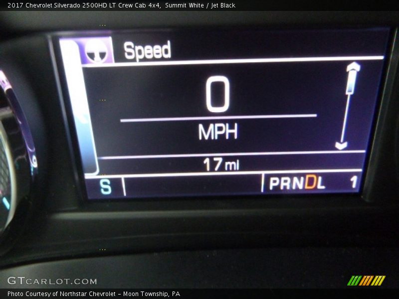 Summit White / Jet Black 2017 Chevrolet Silverado 2500HD LT Crew Cab 4x4