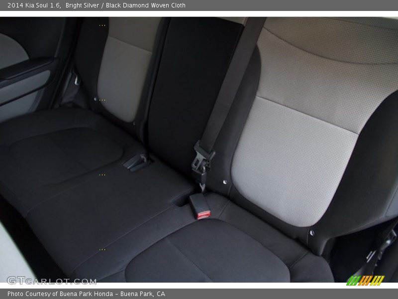 Bright Silver / Black Diamond Woven Cloth 2014 Kia Soul 1.6