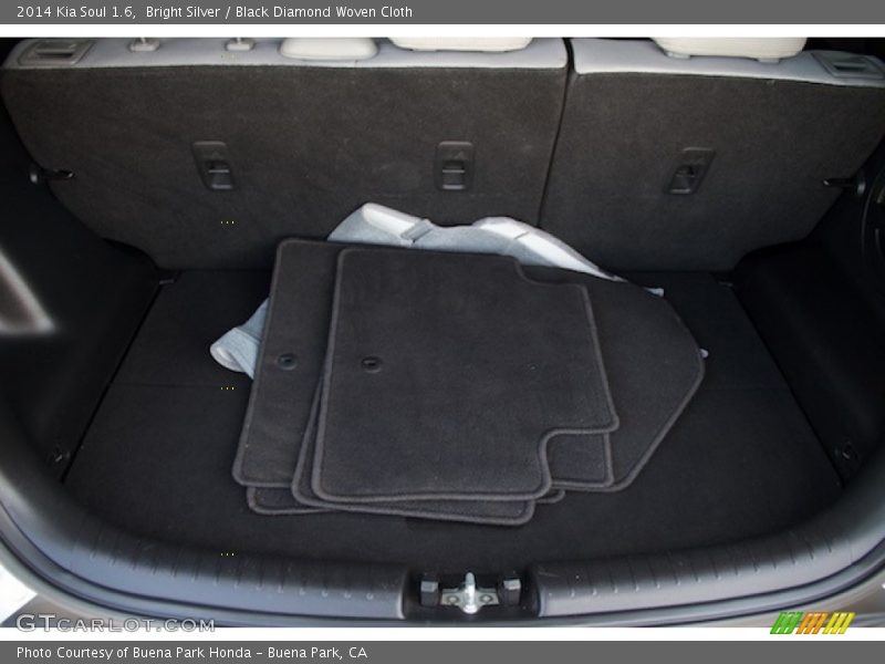 Bright Silver / Black Diamond Woven Cloth 2014 Kia Soul 1.6