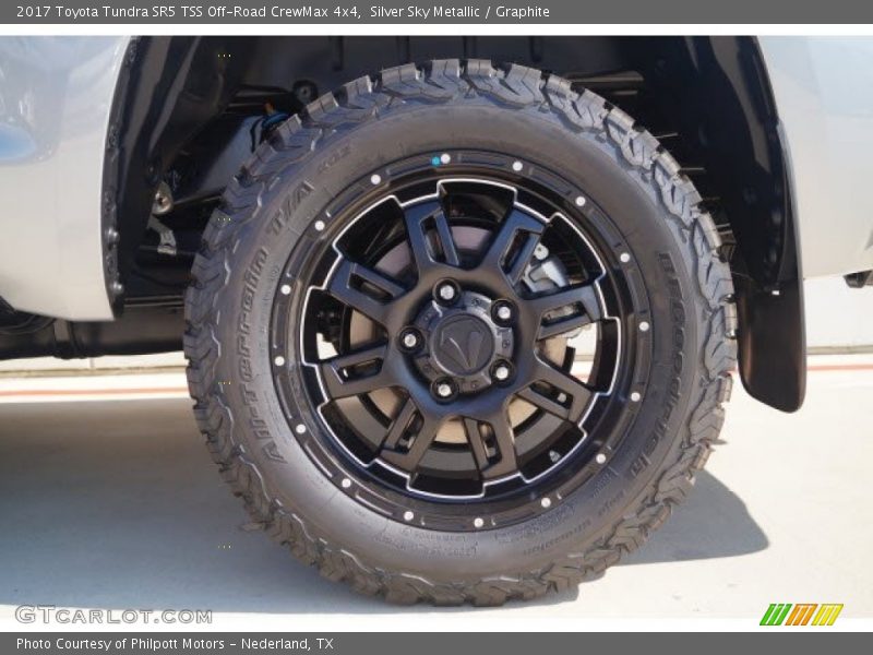 Silver Sky Metallic / Graphite 2017 Toyota Tundra SR5 TSS Off-Road CrewMax 4x4