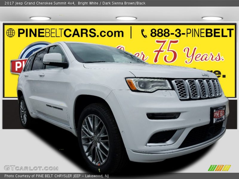 Bright White / Dark Sienna Brown/Black 2017 Jeep Grand Cherokee Summit 4x4
