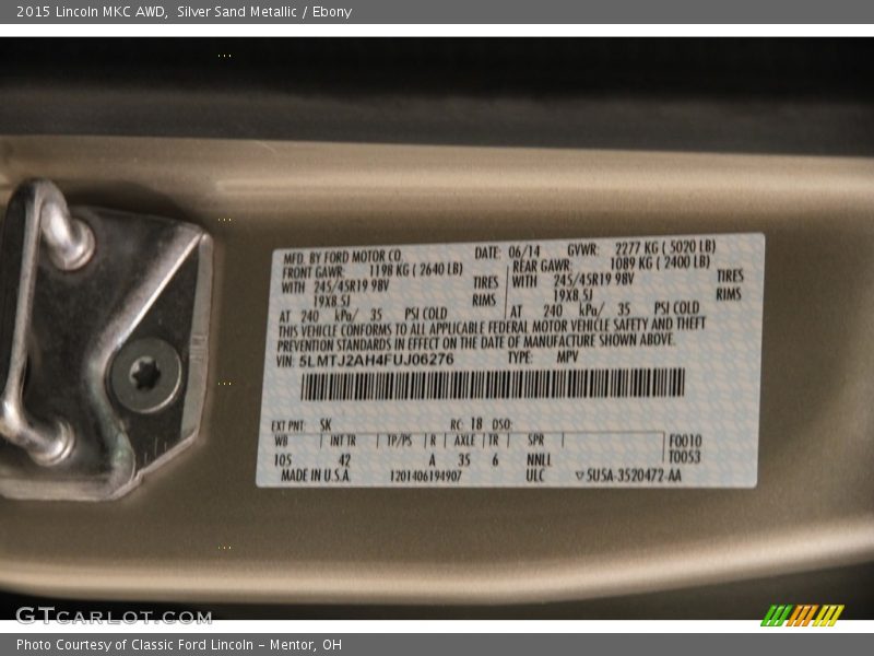 Silver Sand Metallic / Ebony 2015 Lincoln MKC AWD