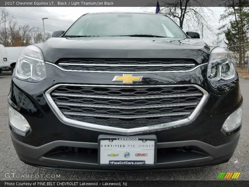 Black / Light Titanium/Jet Black 2017 Chevrolet Equinox LT
