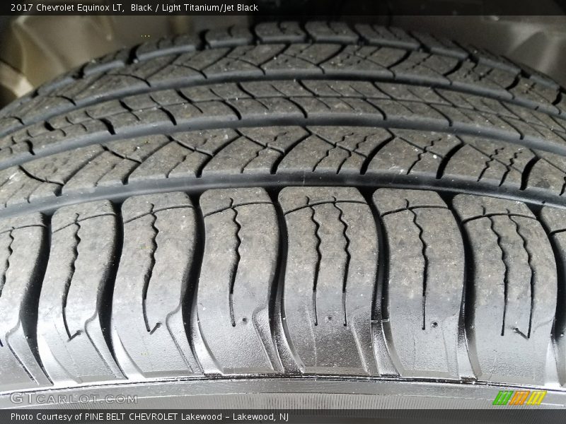 Black / Light Titanium/Jet Black 2017 Chevrolet Equinox LT