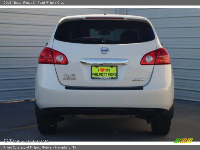 Pearl White / Gray 2013 Nissan Rogue S