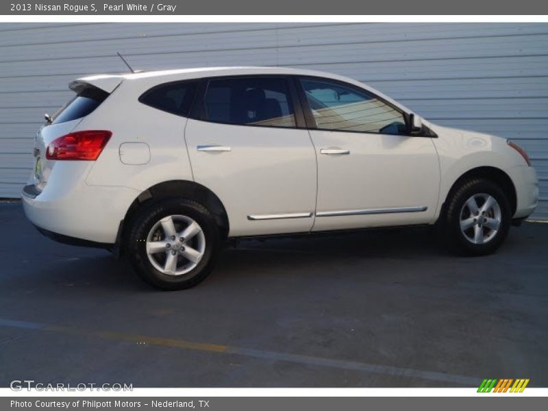 Pearl White / Gray 2013 Nissan Rogue S