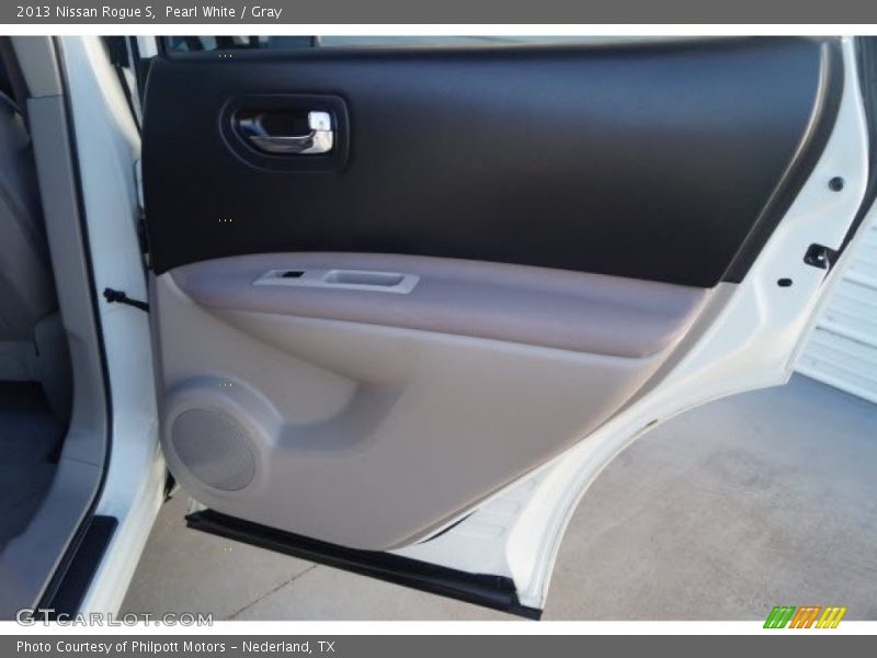 Pearl White / Gray 2013 Nissan Rogue S