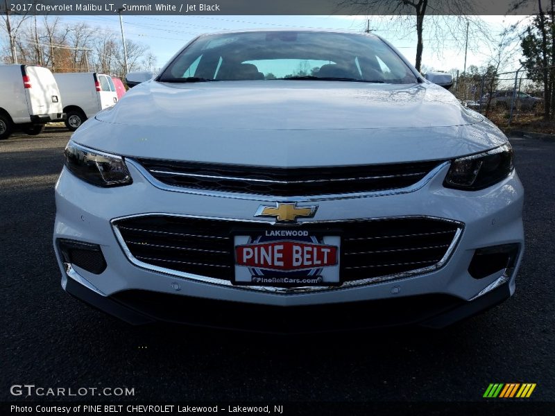 Summit White / Jet Black 2017 Chevrolet Malibu LT