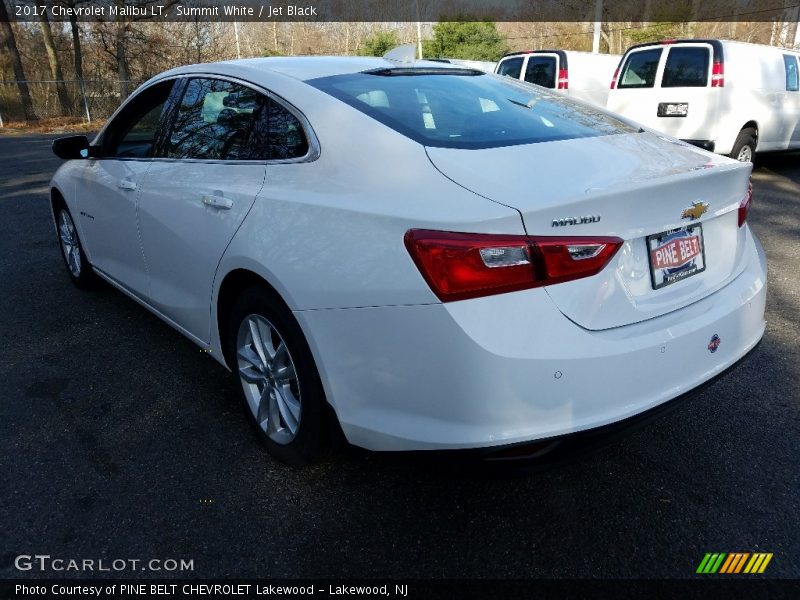 Summit White / Jet Black 2017 Chevrolet Malibu LT