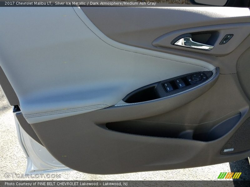 Silver Ice Metallic / Dark Atmosphere/Medium Ash Gray 2017 Chevrolet Malibu LT