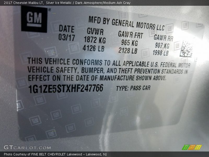 Silver Ice Metallic / Dark Atmosphere/Medium Ash Gray 2017 Chevrolet Malibu LT