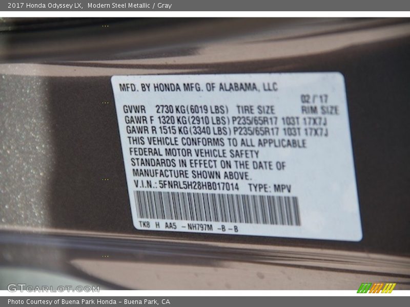 Modern Steel Metallic / Gray 2017 Honda Odyssey LX