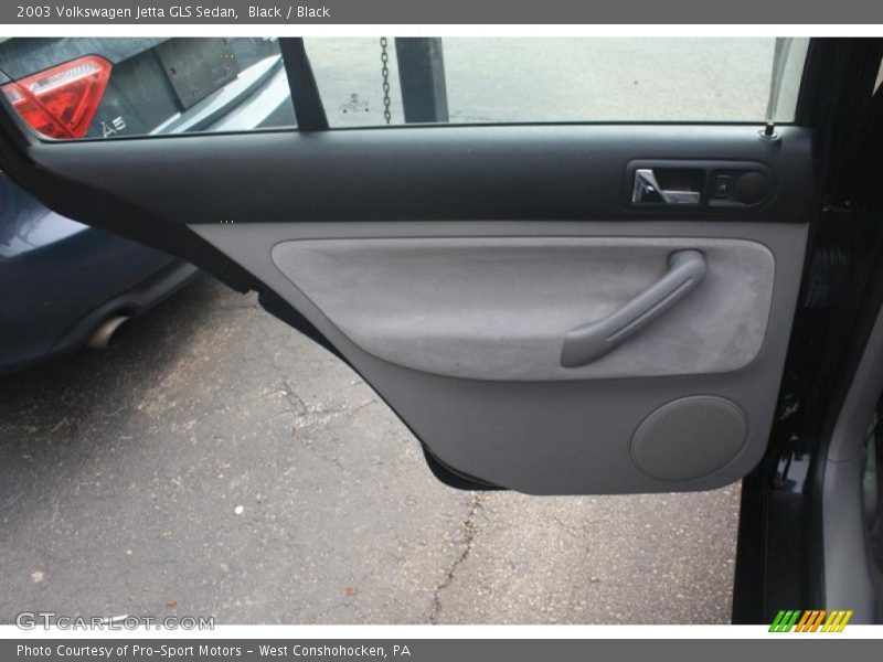 Black / Black 2003 Volkswagen Jetta GLS Sedan
