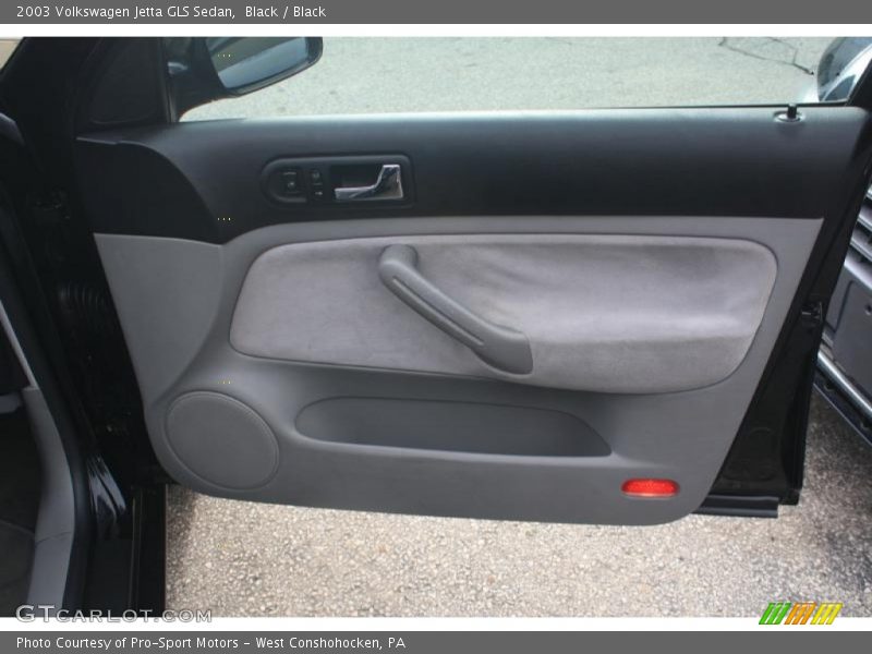 Black / Black 2003 Volkswagen Jetta GLS Sedan