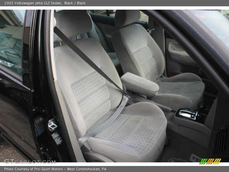 Black / Black 2003 Volkswagen Jetta GLS Sedan