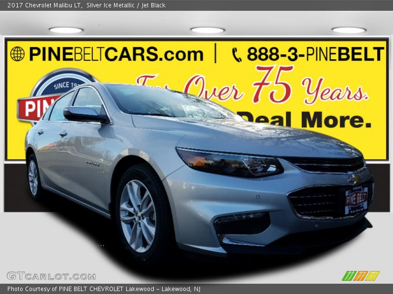 Silver Ice Metallic / Jet Black 2017 Chevrolet Malibu LT