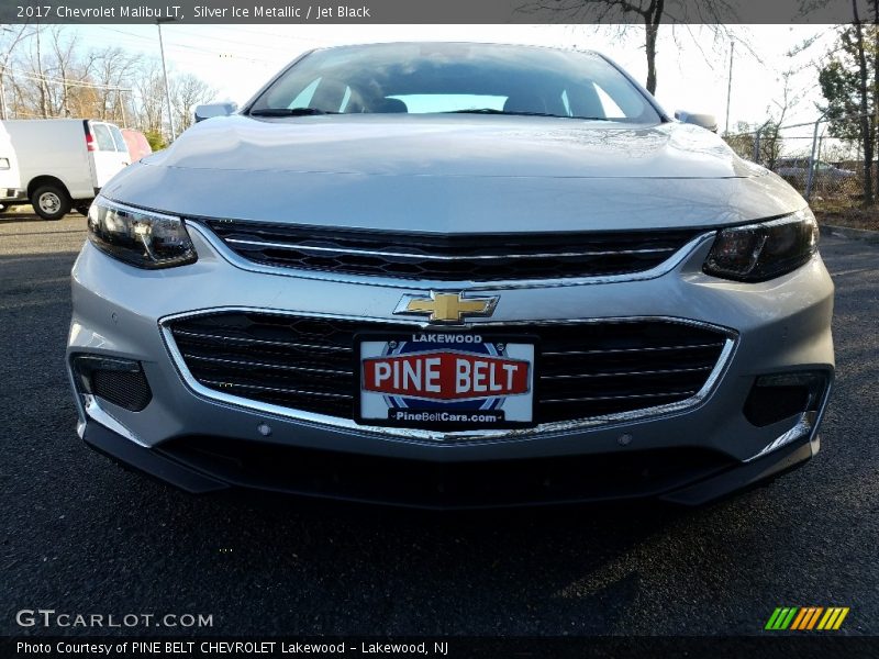 Silver Ice Metallic / Jet Black 2017 Chevrolet Malibu LT