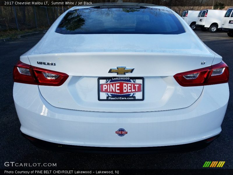 Summit White / Jet Black 2017 Chevrolet Malibu LT