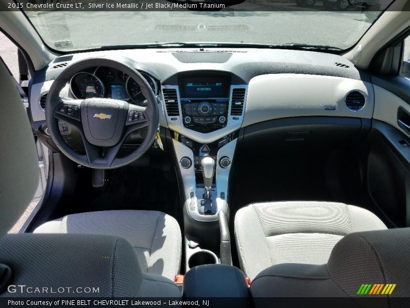 Silver Ice Metallic / Jet Black/Medium Titanium 2015 Chevrolet Cruze LT
