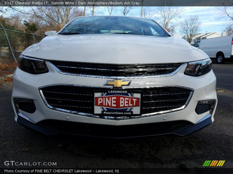 Summit White / Dark Atmosphere/Medium Ash Gray 2017 Chevrolet Malibu LT