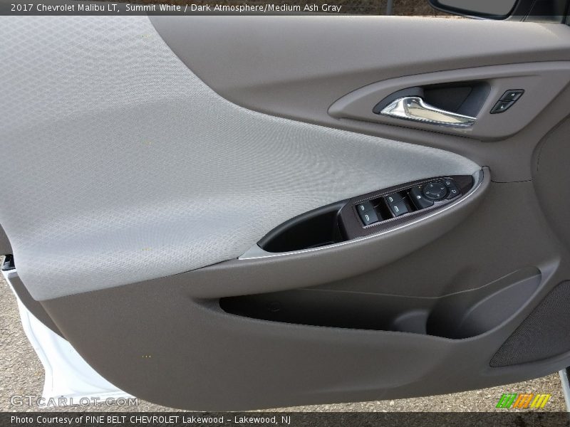 Summit White / Dark Atmosphere/Medium Ash Gray 2017 Chevrolet Malibu LT