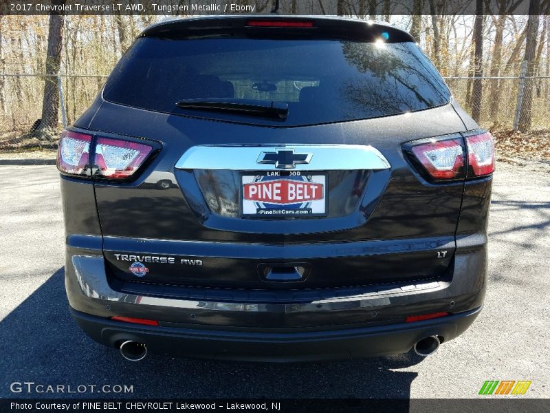 Tungsten Metallic / Ebony 2017 Chevrolet Traverse LT AWD