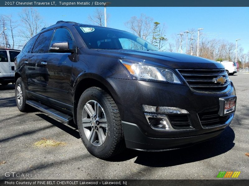 Tungsten Metallic / Ebony 2017 Chevrolet Traverse LT
