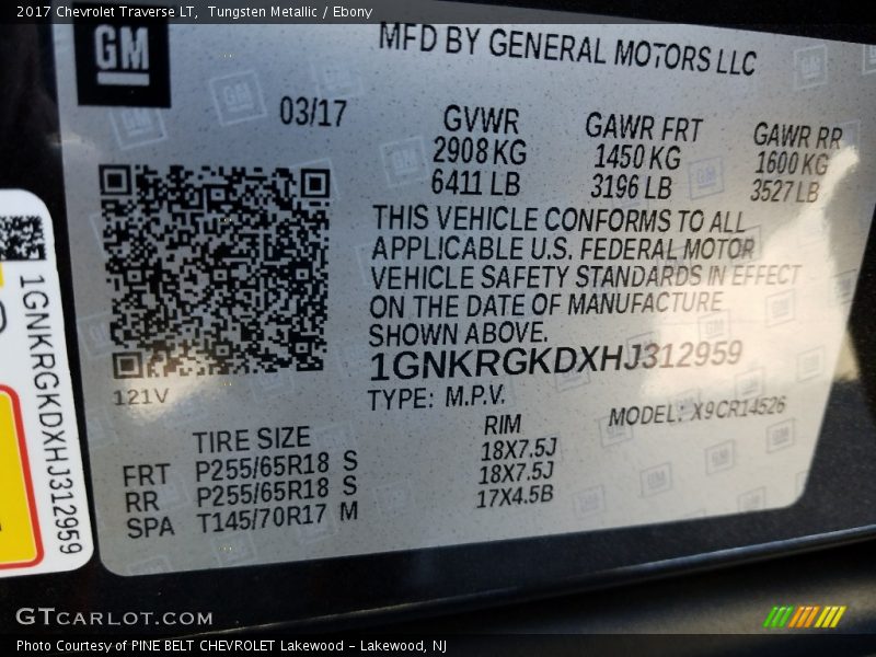 Tungsten Metallic / Ebony 2017 Chevrolet Traverse LT