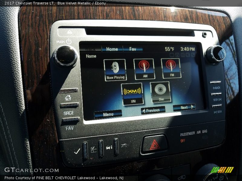 Blue Velvet Metallic / Ebony 2017 Chevrolet Traverse LT