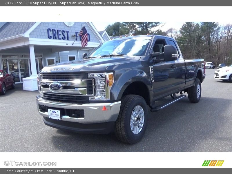 Magnetic / Medium Earth Gray 2017 Ford F250 Super Duty XLT SuperCab 4x4