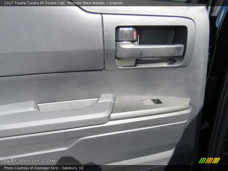 Midnight Black Metallic / Graphite 2017 Toyota Tundra SR Double Cab
