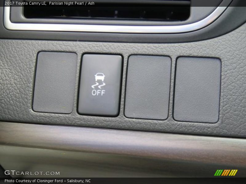 Parisian Night Pearl / Ash 2017 Toyota Camry LE