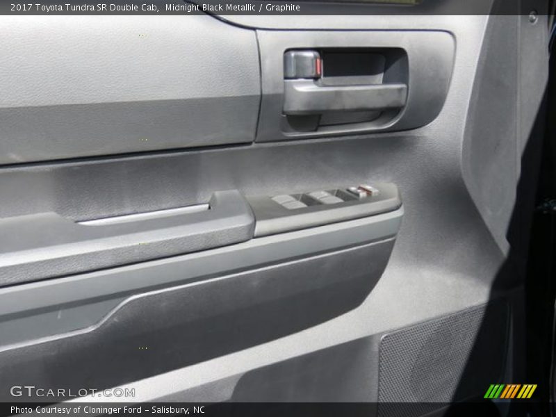 Midnight Black Metallic / Graphite 2017 Toyota Tundra SR Double Cab