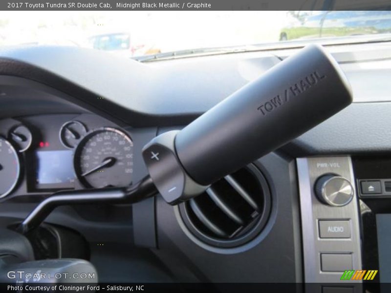 Midnight Black Metallic / Graphite 2017 Toyota Tundra SR Double Cab