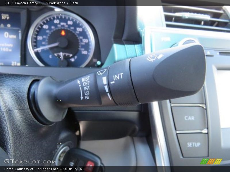 Super White / Black 2017 Toyota Camry LE
