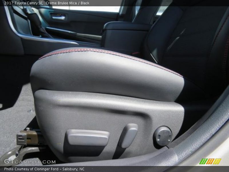 Creme Brulee Mica / Black 2017 Toyota Camry SE