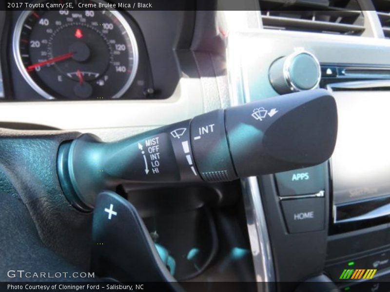 Creme Brulee Mica / Black 2017 Toyota Camry SE